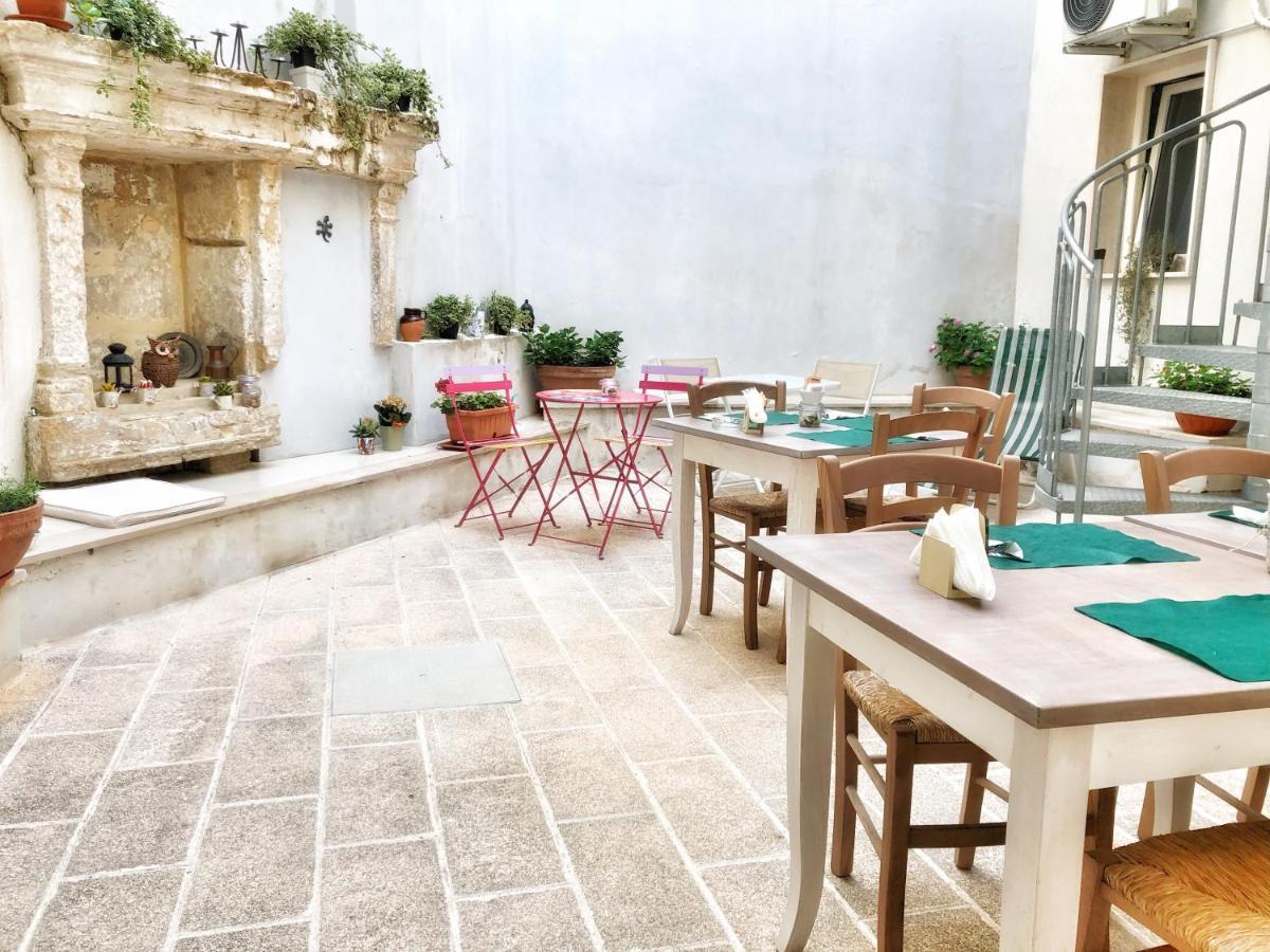 Palazzo Salia Bed and Breakfast Λέτσε Εξωτερικό φωτογραφία