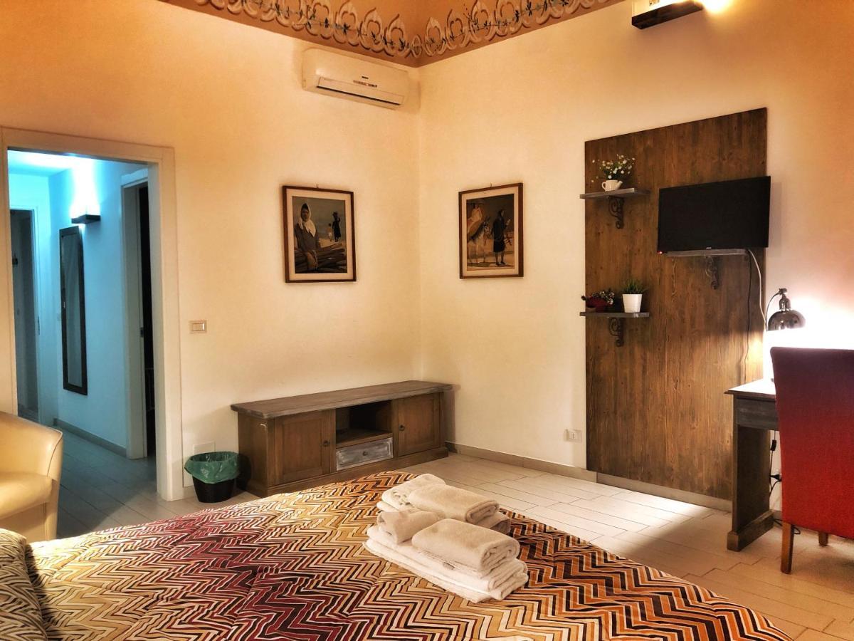 Palazzo Salia Bed and Breakfast Λέτσε Εξωτερικό φωτογραφία